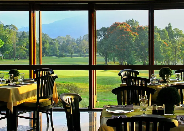 Handara Golf & Bali Resort 4*