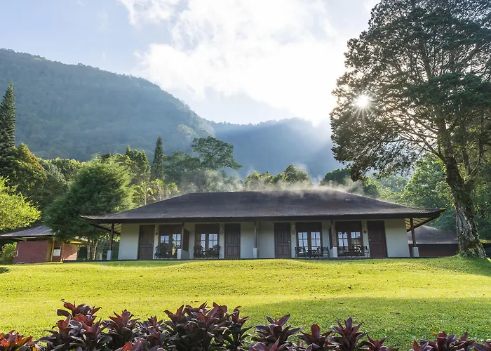Handara Golf & Bali 4*
